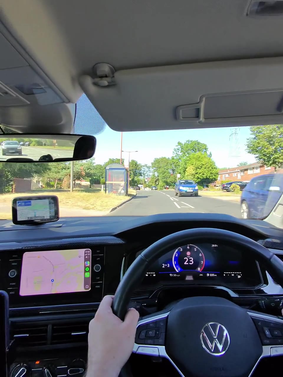 Independent driving with sat nav